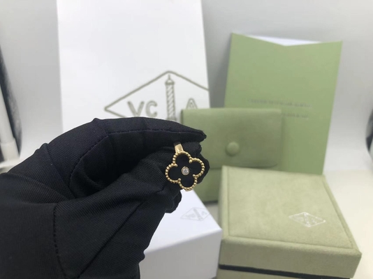 Van Cleef And Arpels Vintage Alhambra Ring Yellow Gold Onyx Round Diamond
