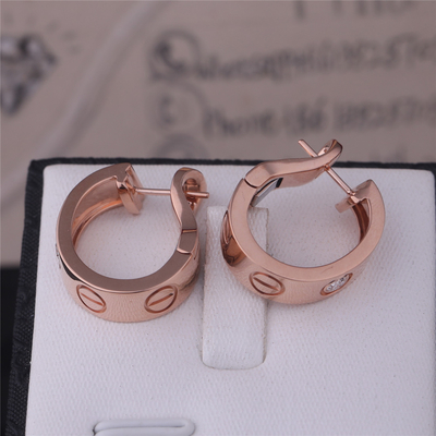 B8022900 18K Gold Jewelry Gold Love Knot Earrings With Diamonds
