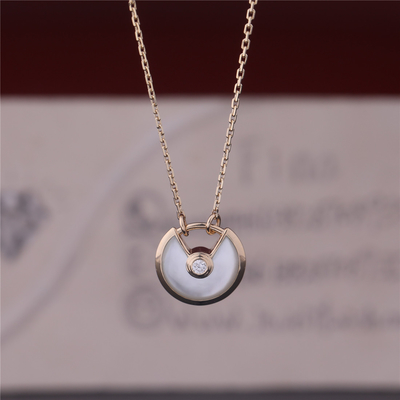 Mother-Of-Pearl白いAmulette De Cartier Necklace Xsモデル イエロー・ゴールド