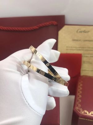 品質 女性/人のための愛18K金のブレスレットの小さいモデル6ダイヤモンド 工場