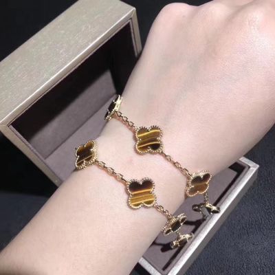 品質 18K金およびReal DiamondsヴァンCleefおよびArpels 5のモチーフ型のアルハンブラのブレスレット 工場