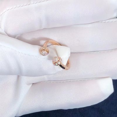 品質 58個の華麗な切られたダイヤモンドが付いている18Kローズの金セットのPiagetの所有物の開いたリング 工場