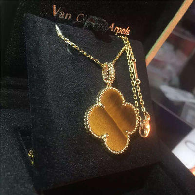 品質 花の形の1つのモチーフの虎眼石18Kの金のネックレスVCARO49L00の黄色色 工場