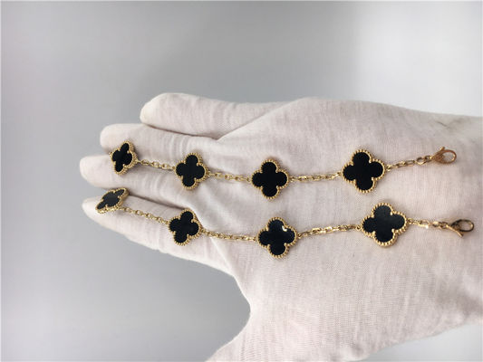 品質 5つのモチーフのオニックスが付いているVintageヴァンCleef Flowerのブレスレット、18k金の魅力のブレスレット 工場