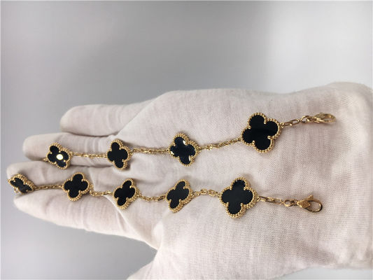 品質 5つのモチーフのオニックスが付いているVintageヴァンCleef Flowerのブレスレット、18k金の魅力のブレスレット 工場