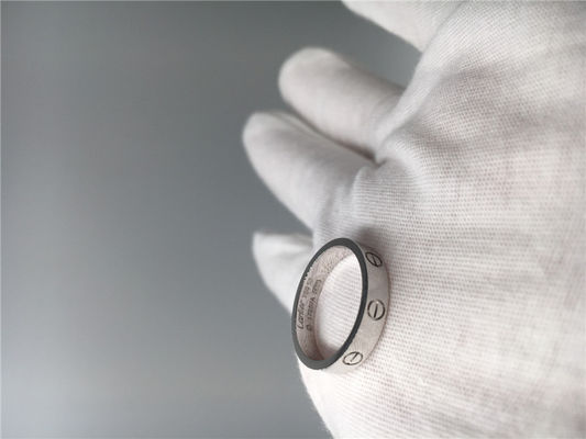 品質 18Kダイヤモンドのない白く贅沢な金の宝石類愛結婚指輪B4085100 工場
