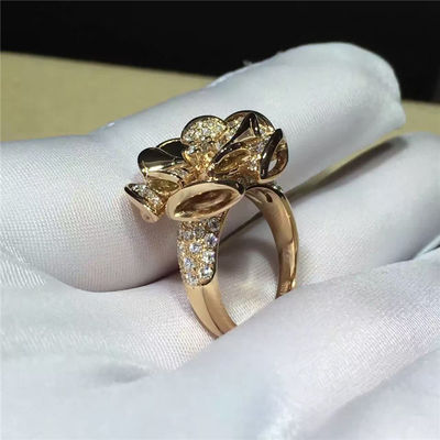 品質 花の定形リング結婚式/約束のための贅沢な宝石類18Kの金のダイヤモンド 工場