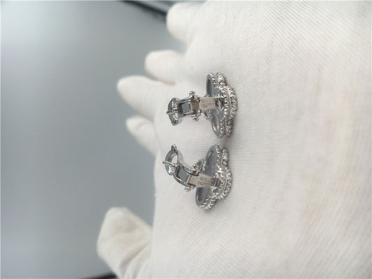 品質 白い真珠母の小さい花のスタッドのイヤリング18Kの金の宝石類 工場