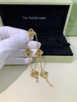 VCAヴィンテージアルハンブラ 18K ゴールド ブレスレット ヴァン・クリーフ・アンド・アルペルズ マザー・オブ・パール マラキット・カーネリアン