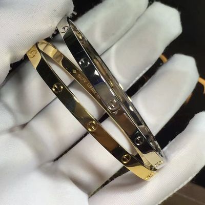 品質 宝石類18Kの金のブレスレット、薄い愛によって個人化される金のネックレス小さいモデル 工場