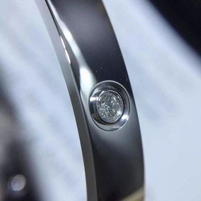 品質 ブランドの宝石類愛ブレスレット4のダイヤモンドのイエロー・ゴールドDiamonds18kの金 工場