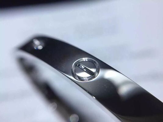 品質 ブランドの宝石類愛ブレスレット4のダイヤモンドのイエロー・ゴールドDiamonds18kの金 工場